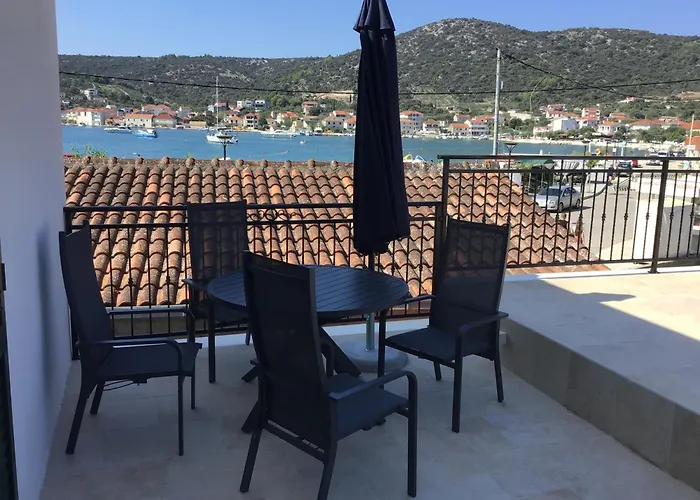 Apartman Lalu On The Water Vinišće